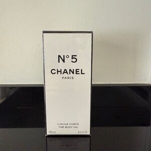 New CHANEL body oil